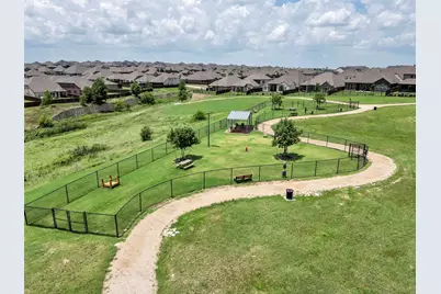 10616 Brookshire Road, Benbrook, TX 76126 - Photo 27