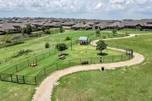 10616 Brookshire Rd, Benbrook, TX 76126 - Photo 27