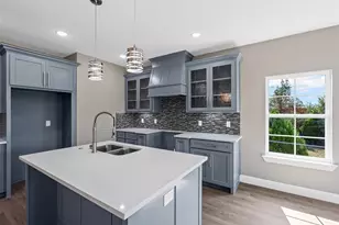 913 Pease River Dr, Granbury, TX 76048 - Photo 15