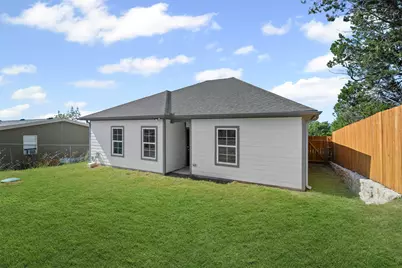 913 Pease River Drive, Granbury, TX 76048 - Photo 33