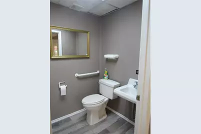 1802 N Center Street, Bonham, TX 75418 - Photo 19