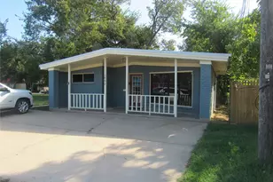 1802 N Center St, Bonham, TX 75418 - Photo 1