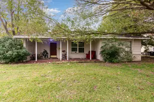 1208 Wolfe City Dr, Greenville, TX 75401 - Photo 1