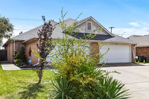 1016 Brenner Ct, Arlington, TX 76017 - Photo 3