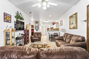 1016 Brenner Ct, Arlington, TX 76017 - Photo 5