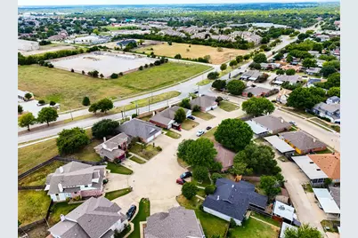1016 Brenner Court, Arlington, TX 76017 - Photo 25