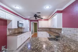 42 Riviera Cir, Abilene, TX 79606 - Photo 13