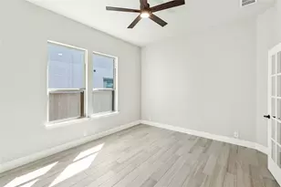 908 Lasalle Dr, Red Oak, TX 75154 - Photo 11