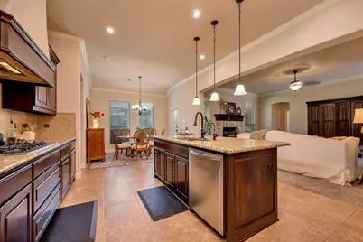 129 McKinley Drive, Burleson, TX 76028 - Photo 5