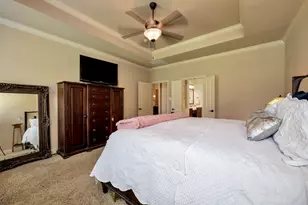 129 Mckinley Dr, Burleson, TX 76028 - Photo 11