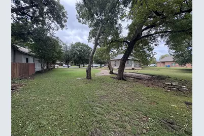 625 S Rusk Street, Sherman, TX 75090 - Photo 17