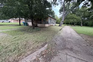625 S Rusk St, Sherman, TX 75090 - Photo 3