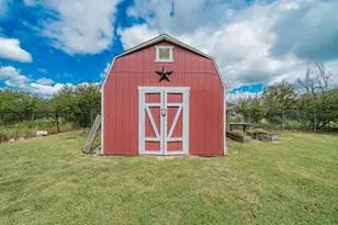 10128 Highland Prairie Ln, Forney, TX 75126 - Photo 5