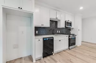 2323 Volga Ave, Dallas, TX 75216 - Photo 11