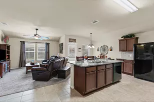 1104 Ruby Ct, Princeton, TX 75407 - Photo 3