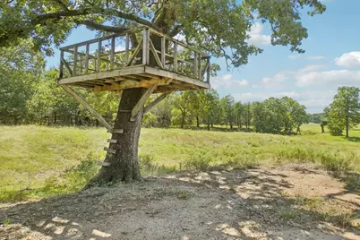 718 County Road 232, Collinsville, TX 76233 - Photo 31