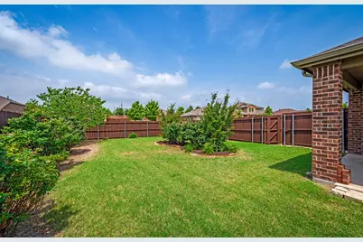 1911 Meadow Crest Drive, Princeton, TX 75407 - Photo 17