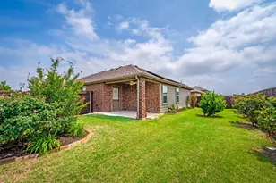 1911 Meadow Crest Dr, Princeton, TX 75407 - Photo 25