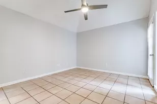 3148 Royal Gable Dr, Dallas, TX 75229 - Photo 9