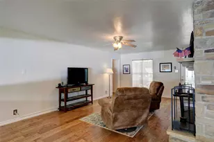 1208 Atoll Ct, Tool, TX 75143 - Photo 3