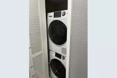 4845 Cedar Springs Road #170, Dallas, TX 75219 - Photo 19