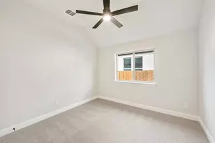 581 Red Maple Rd, Waxahachie, TX 75165 - Photo 9