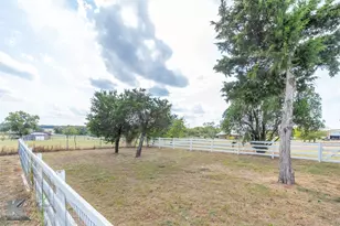 917 Co Rd 3798, Springtown, TX 76082 - Photo 35
