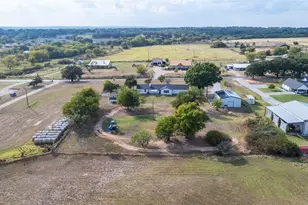 917 Co Rd 3798, Springtown, TX 76082 - Photo 39