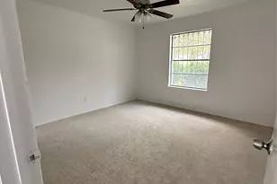 1322 Oakbrook St, Lancaster, TX 75134 - Photo 9