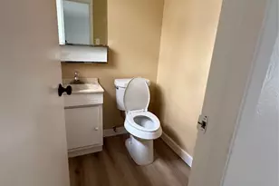 1322 Oakbrook St, Lancaster, TX 75134 - Photo 11