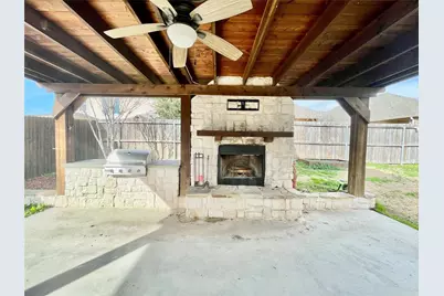 1005 Lake Woodland Drive, Little Elm, TX 75068 - Photo 17