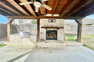 1005 Lake Woodland Dr, Little Elm, TX 75068 - Photo 17