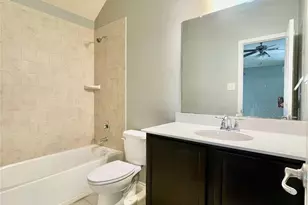 1005 Lake Woodland Dr, Little Elm, TX 75068 - Photo 15