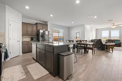 1315 Dublin Drive, Cleburne, TX 76033 - Photo 5