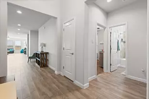 1315 Dublin Dr, Cleburne, TX 76033 - Photo 3