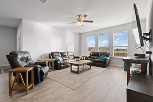 1315 Dublin Dr, Cleburne, TX 76033 - Photo 13