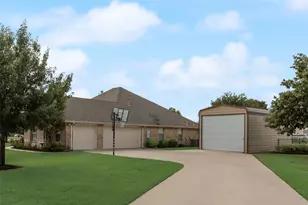 2725 Purple Sage Ct, Saginaw, TX 76179 - Photo 3