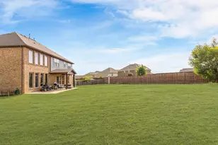 1601 St Albans Dr, McKinney, TX 75071 - Photo 29