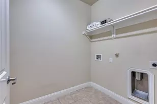 1601 St Albans Dr, McKinney, TX 75071 - Photo 27