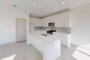 904 Santa Lucia Dr, Anna, TX 75409 - Photo 5