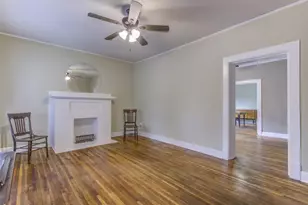 2220 W Rosedale St S, Fort Worth, TX 76110 - Photo 5