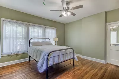 2220 W Rosedale Street S, Fort Worth, TX 76110 - Photo 25