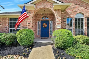 320 Hampstead Dr, Murphy, TX 75094 - Photo 3