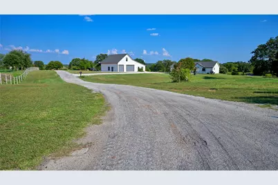 140 Lago Lane, Nocona, TX 76255 - Photo 3