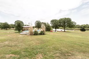 140 Lago Ln, Nocona, TX 76255 - Photo 25