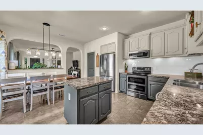 1100 New Meadow Drive, Azle, TX 76020 - Photo 13