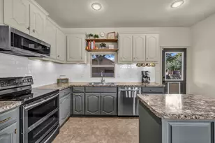 1100 New Meadow Dr, Azle, TX 76020 - Photo 1