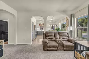 1100 New Meadow Dr, Azle, TX 76020 - Photo 9