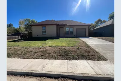 501 S 5th Street, Bonham, TX 75418 - Photo 1