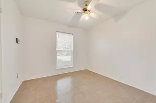 6300 Suellen Ln, Forest Hill, TX 76119 - Photo 7